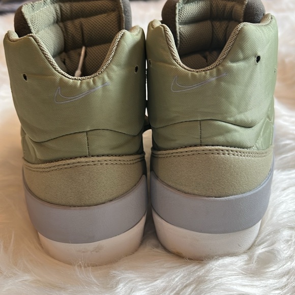 Men’s dusty olive Nike sneakers size10 - Picture 6 of 7